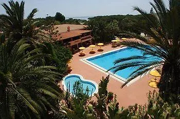 Cala Ginepro Hotel Resort & Spa オロゼーイ