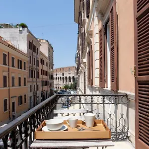 ** Bed & Breakfast Santi Quattro Al Colosseo Italy